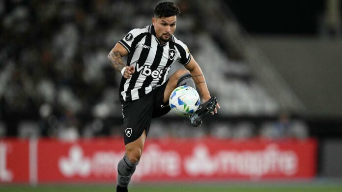 Artur joga hoje? Desfalques e escalação do Botafogo contra o Barcelona-EQU pela Libertadores