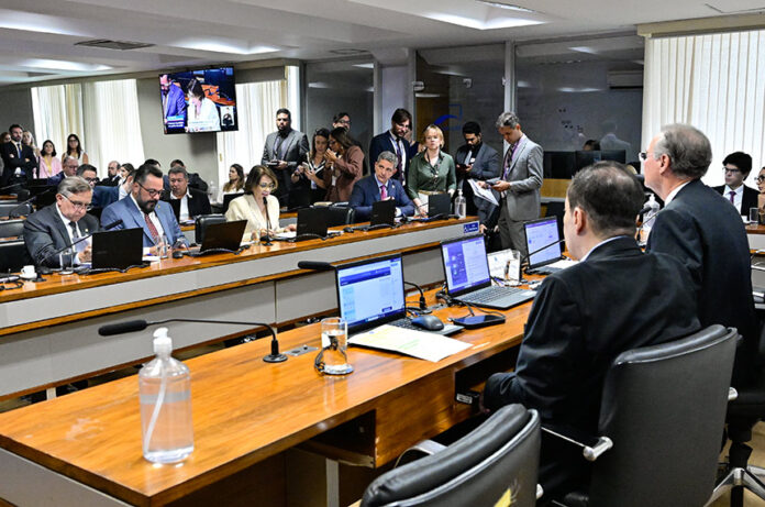 CAE confirma redução tributária para áreas de livre comércio da Amazônia