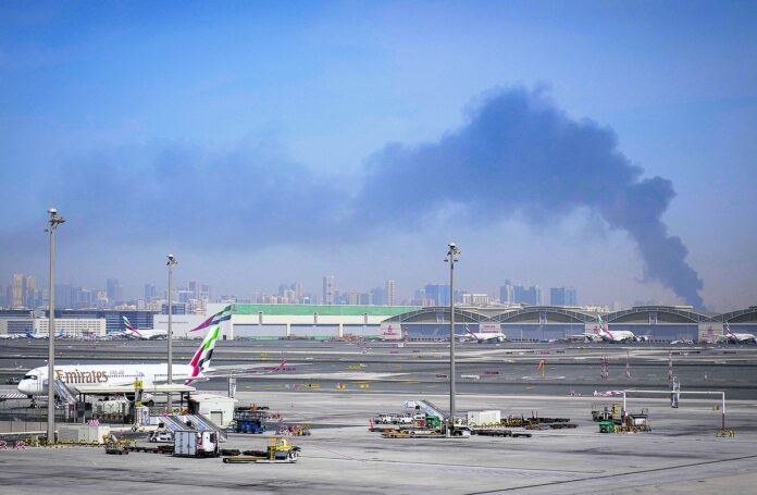 com-rcio-fecha-no-oriente-m-dio-em-meio-escalada-da-guerra-d Comércio fecha no Oriente Médio, em meio à escalada da guerra dos EUA e de Israel contra o Irã