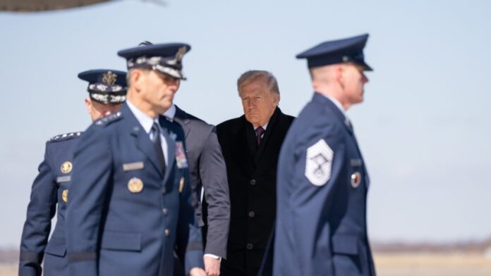 Trump ameaça explodir campo de gás iraniano após ataques no Golfo Pérsico