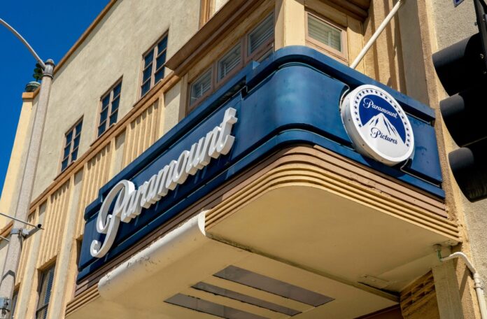 Dívida da Paramount chegará a US$ 79 bi após acordo com Warner Bros., sem planos de vender ativos de TV a cabo