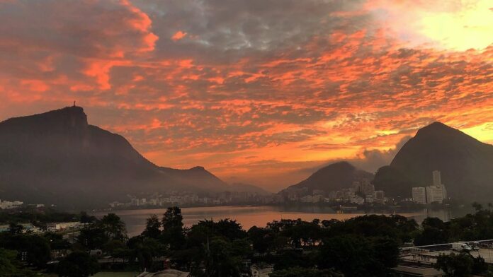 Flamengo vence Remo por 3 a 0 e entra no G4 do Campeonato Brasileiro