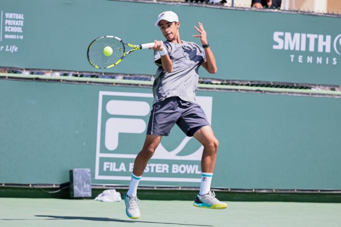 Garoto que fez promessa a Federer há oito anos compete em Indian Wells