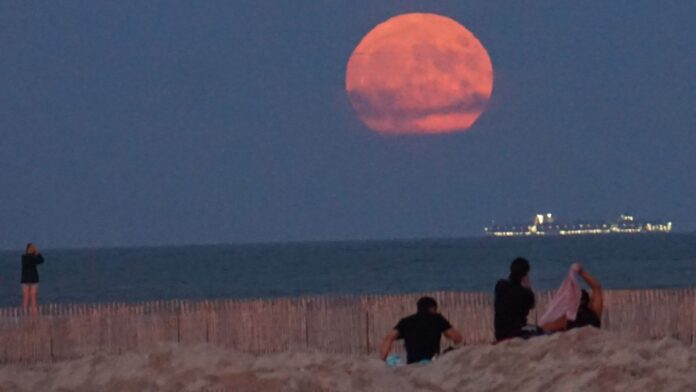 How to watch the Blood Moon from wherever you are
