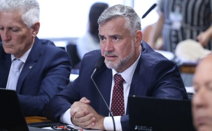 Parlamentares da CPMI do INSS divergem sobre votação de quebra de sigilos na semana passada