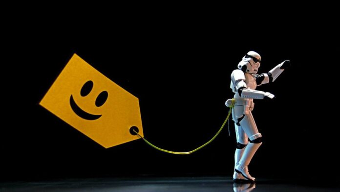 pc-gamer-para-1080p-guia-re-ne-pe-as-para-sair-do- Mãos montando peças de hardware em uma placa-mãe dentro de um gabinete de computador aberto, com iluminação RGB.