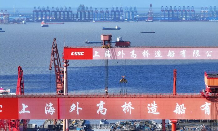 Performance Shipping orders suezmax pair in China