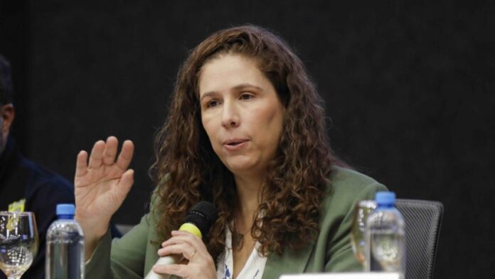 Serviço público federal perdeu 73 mil pessoas com Temer e Bolsonaro, diz Dweck