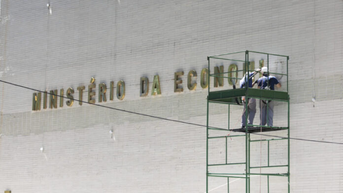 Ministerio-Fachada-Economia-CienciaETecnologia-03Jan2019 Tesouro recompra R$ 43,6 bi em títulos públicos em 2 dias