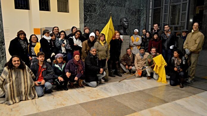 Fachada do prédio do Tribunal de Justiça de São Paulo em um dia ensolarado.