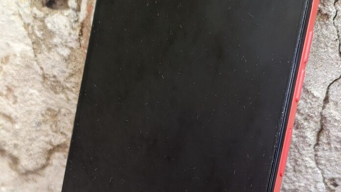 s4-3140b330d3bf-5 Front of the Motorola Moto G35 5G (XT2433-2)