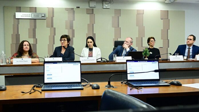 Comissão de Meio Ambiente (CMA) promove audiência pública interativa para debater a exportação de animais vivos por via marít