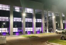 Lei Maria da Penha tem uso indevido e TJ-MT anula restrições contra ex-marido Fachada da sede do Tribunal de Justiça de Mato Grosso (TJMT), em Cuiabá (MT), foi iluminada com a cor roxa em alusão à Campan