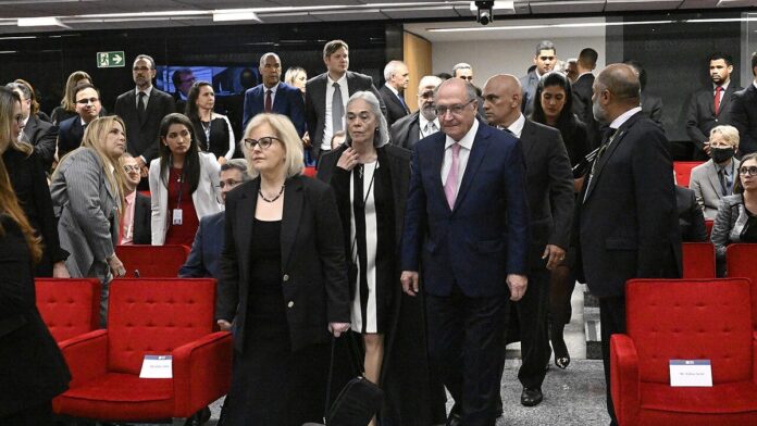 13-04-2023 Presidente da República em Exercício Geraldo Alckmin durante Sessão Plenária em Homenagem ao Ministro Paulo de Tar