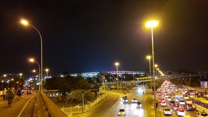 Estádio do Maracanã recebendo Fluminense versus Corinthians pela Copa Sul-Americana de 2019, na chegada dos torcedores tricol