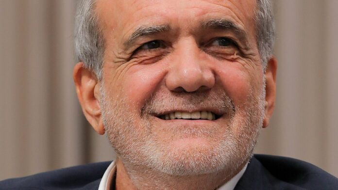 دیدار رئیس‌جمهور و اعضای هیئت دولت با رهبر ایران