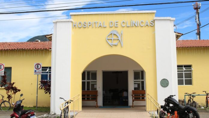 São Sebastião (SP), 21/02/2023, Fachada do Hospital de Clínicas de São Sebastião após os desabamentos causados pelas chuvas n