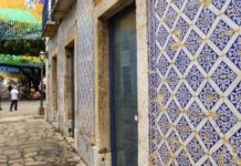 Via Sacra do Anjo da Guarda em São Luís projeta público de 200 mil pessoas Multidão de fiéis acompanha encenação da Via Sacra ao ar livre nas ruas do bairro Anjo da Guarda, em São Luís.